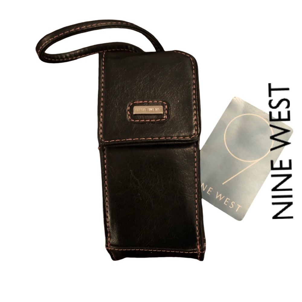 Nine West Wristlet‎ Phone Case/Wallet with Easy Carry Handle - NWOT